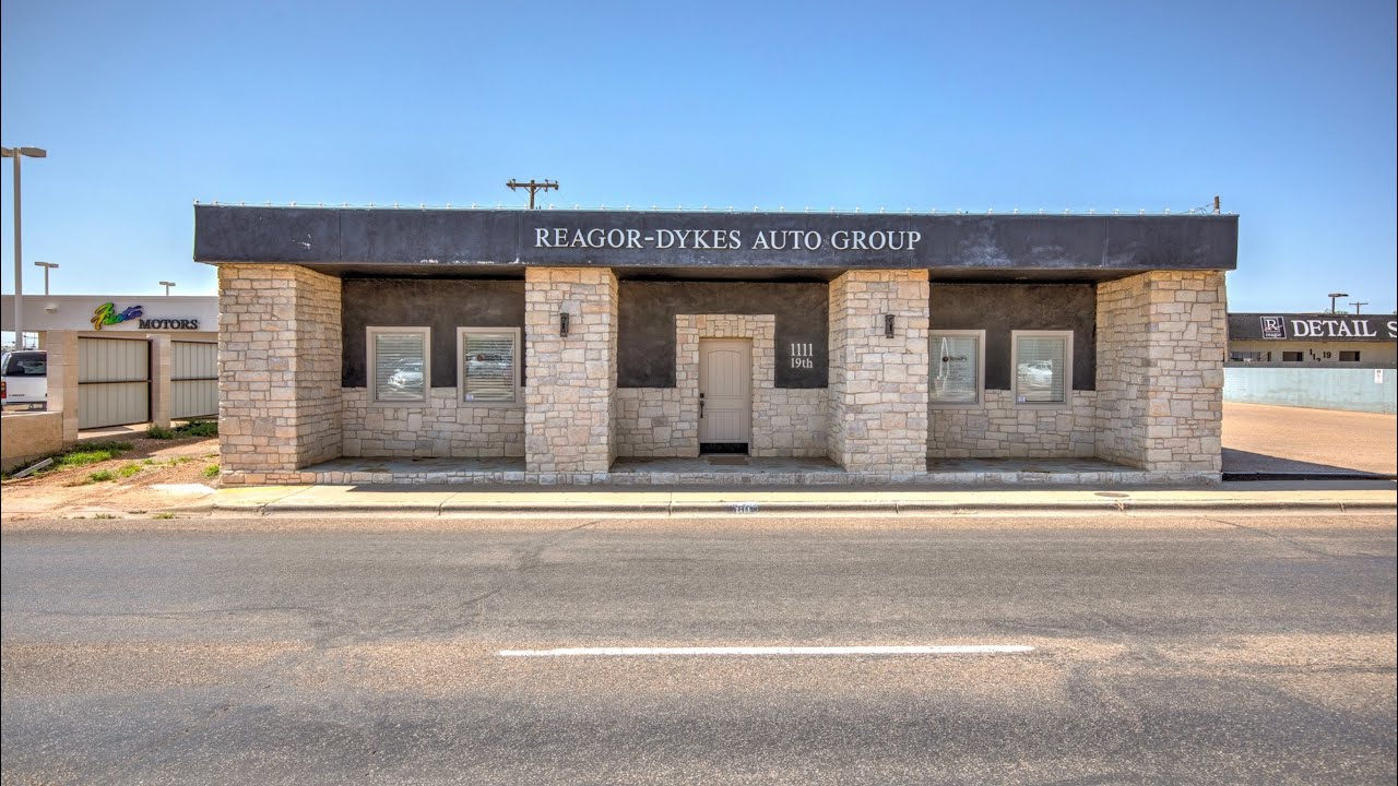 Commercial Real Estate For Sale - 1111 19th. Street Lubbock, Texas 79401
