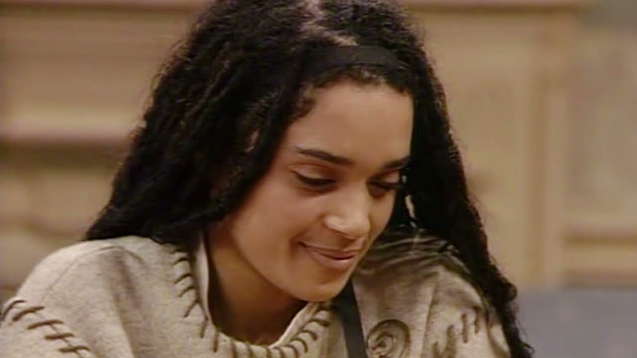 DENISE'S EMOTIONAL RETURN — Thanksgiving MIRACLE on THE COSBY SHOW