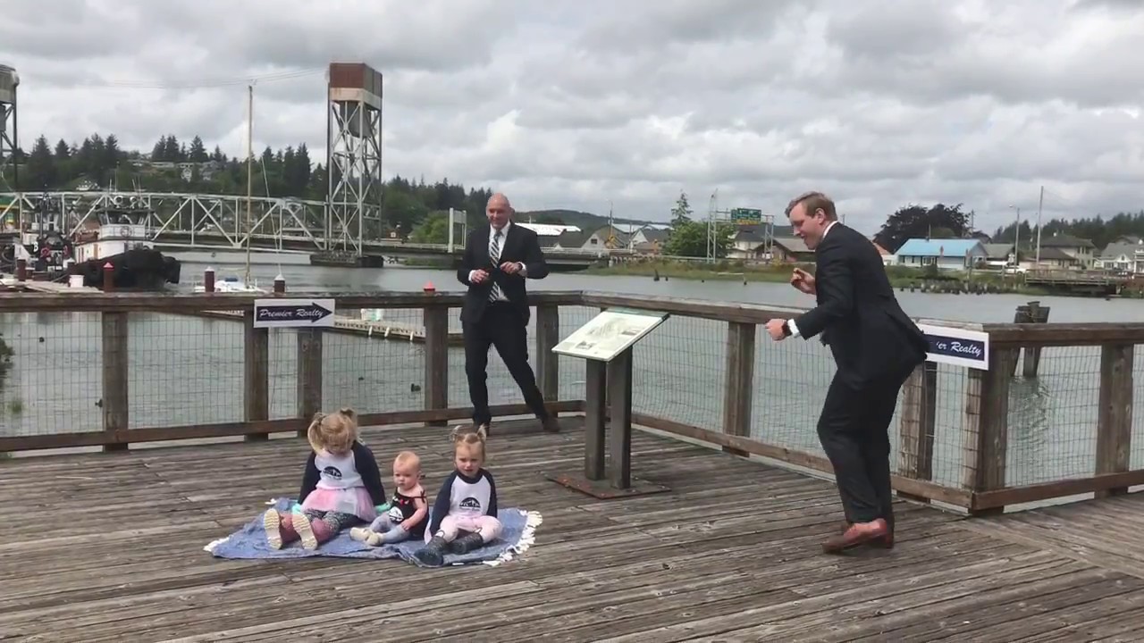 Realtors In Grays Harbor.... Headed Downtown