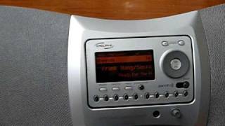 Delphi Skyfi XM Sirrius Sattelite Radio Boombox.MOV