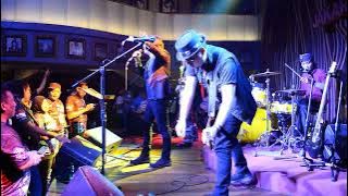 Crime Of The Heart - Asia cover. Live at Hard Rock Cafe Jakarta.