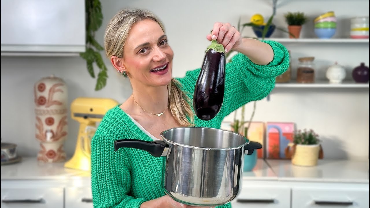 Я ПОСТАВИЛА БАКЛАЖАНЫ НА ДАВЛЕНИЕ И ПРИГОТОВИЛА ИТАЛЬЯНСКОЕ БЛЮДО (2 МИНУТЫ)