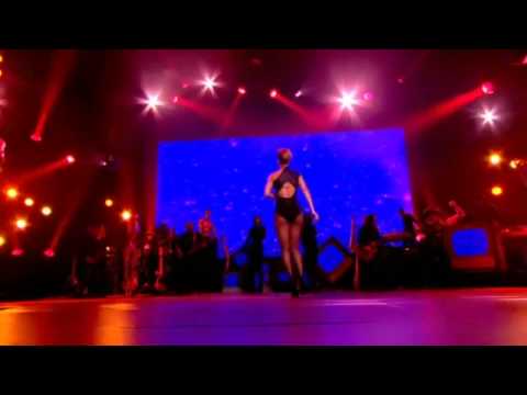 HD Rihanna Ft. Jay-Z - Umbrella Live (Nokia Concer...