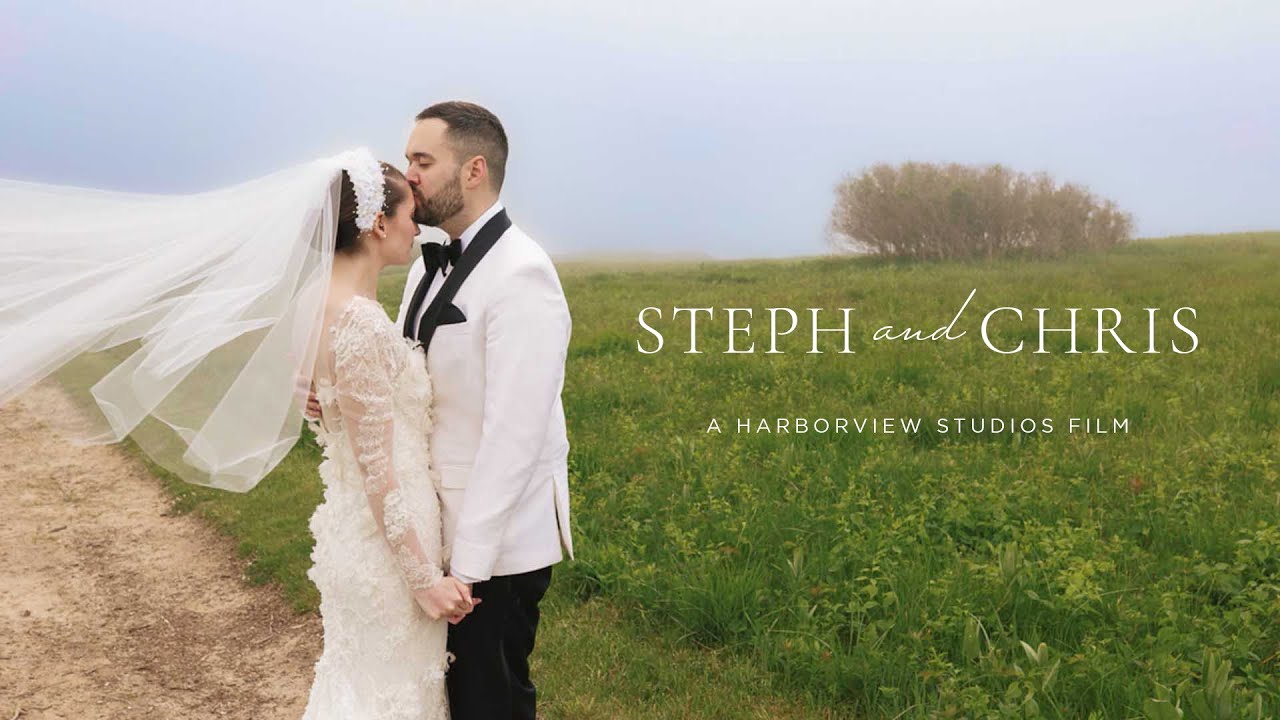 Martha's Vineyard Vanderhoop Homestead Wedding | Steph and Chris