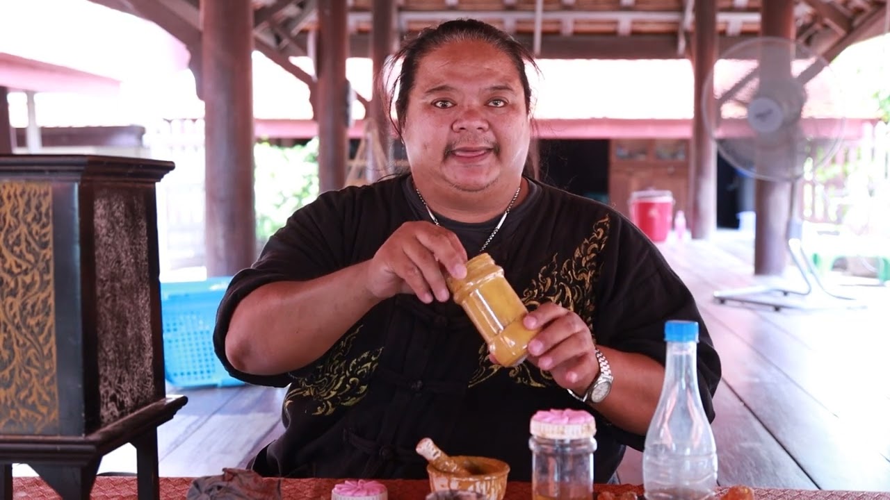 เทคนิคกระบวนการเขียนลายรดน้ำ ลงรักปิดทอง