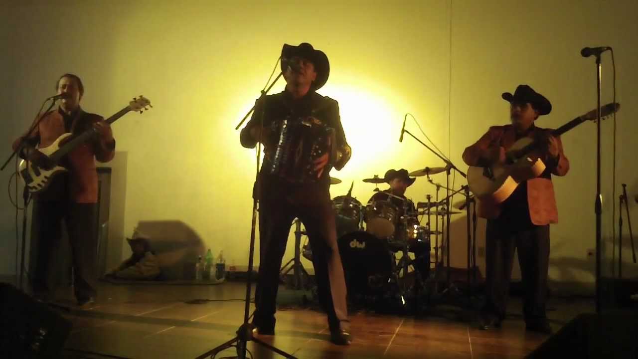 Chuy Pérez y La Sombra Del Norte Que lastima YouTube