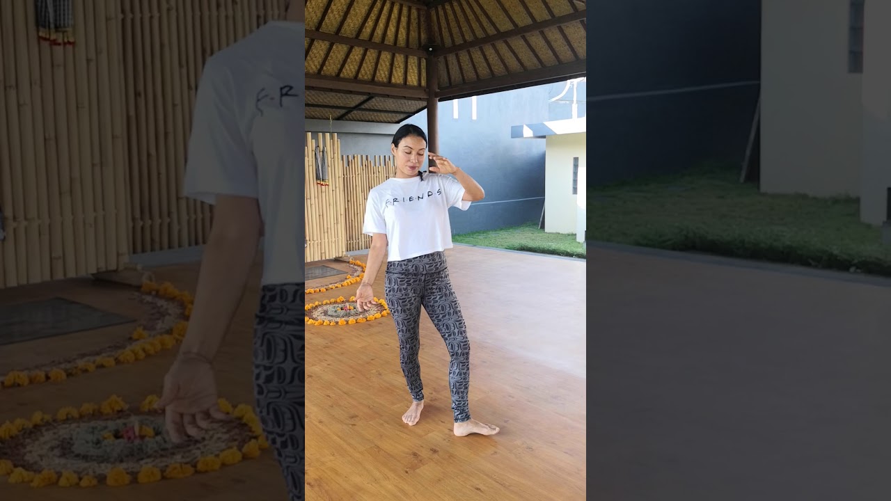 Tai chi class at ubud Bali