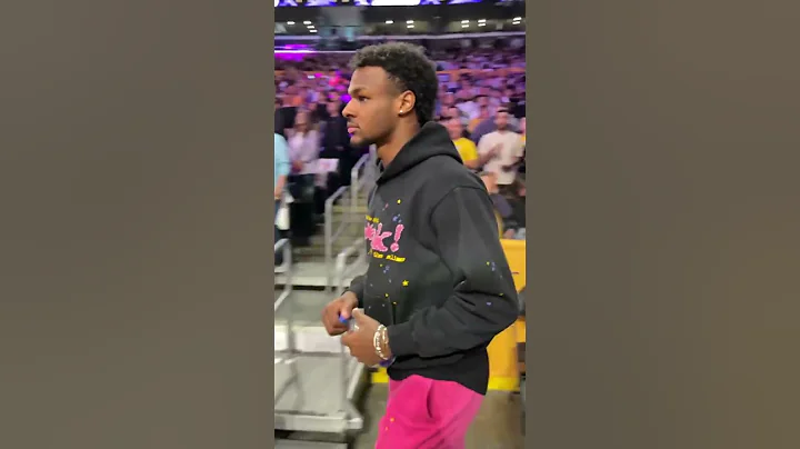 Bronny in the house for Warriors-Lakers Game 3 🤩 - DayDayNews