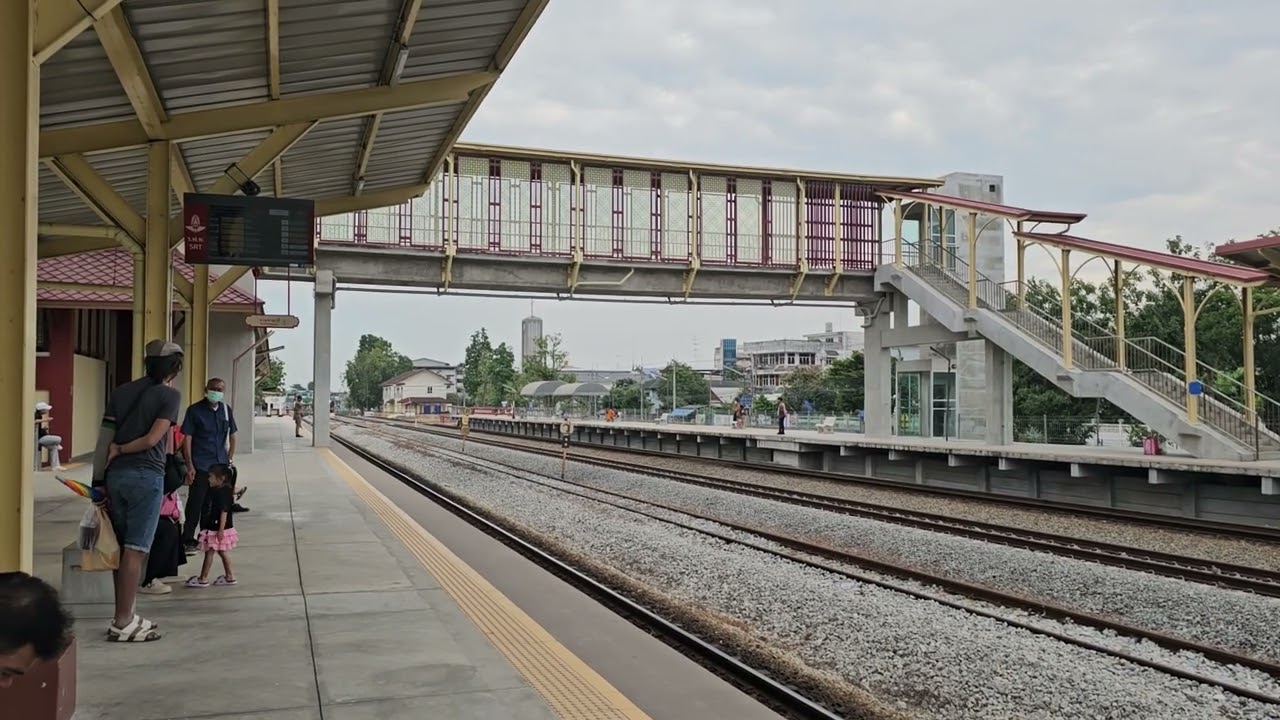 รถนำเที่ยว 911 ผ่านบ้านโป่ง