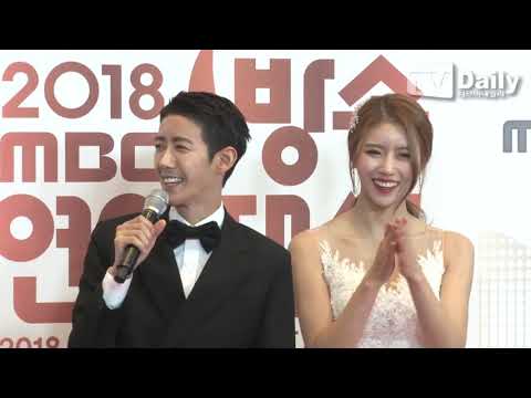 [TD영상] 황광희(Hwang Kwang Hee)-이미주(Lee Mi Joo), 선남선녀 커플 '시상하러 왔어요~'