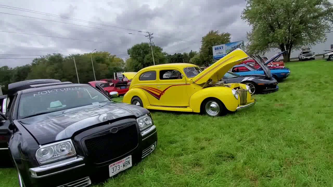 Back of the yards car show - YouTube