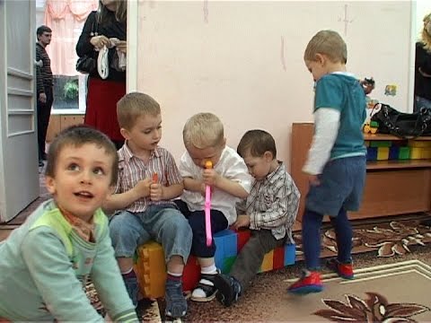 Video: So Bestehen Sie Schnell Und Kostenlos Die Kindergartenkommission In Jekaterinburg