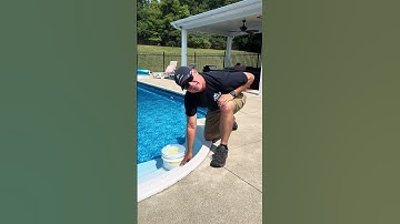 How to do the bucket test for detecting pool leaks