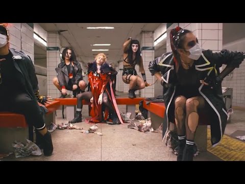 „ჭკვიანი“ ნოხი მაღვიძარას ფუნქციით!