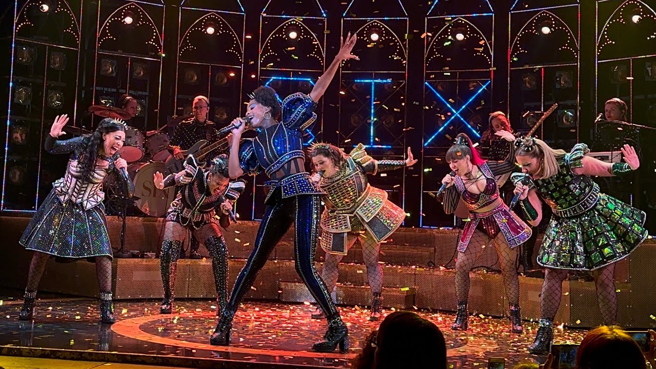 Megasix (Six the Musical) // Milton Keynes // 03.12.22 Matinee (Lessa Boleyn)