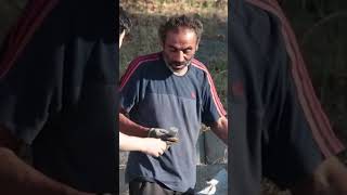 Emi̇rhan Özhan Sakatlanan Emekçi̇yi̇ Eve Erken Yolladi