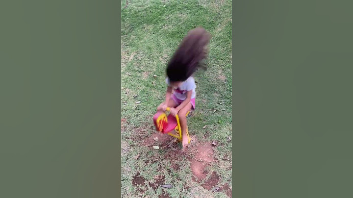 O cavalinho quase caiu kkk #funny #shortsvideo #engraçado