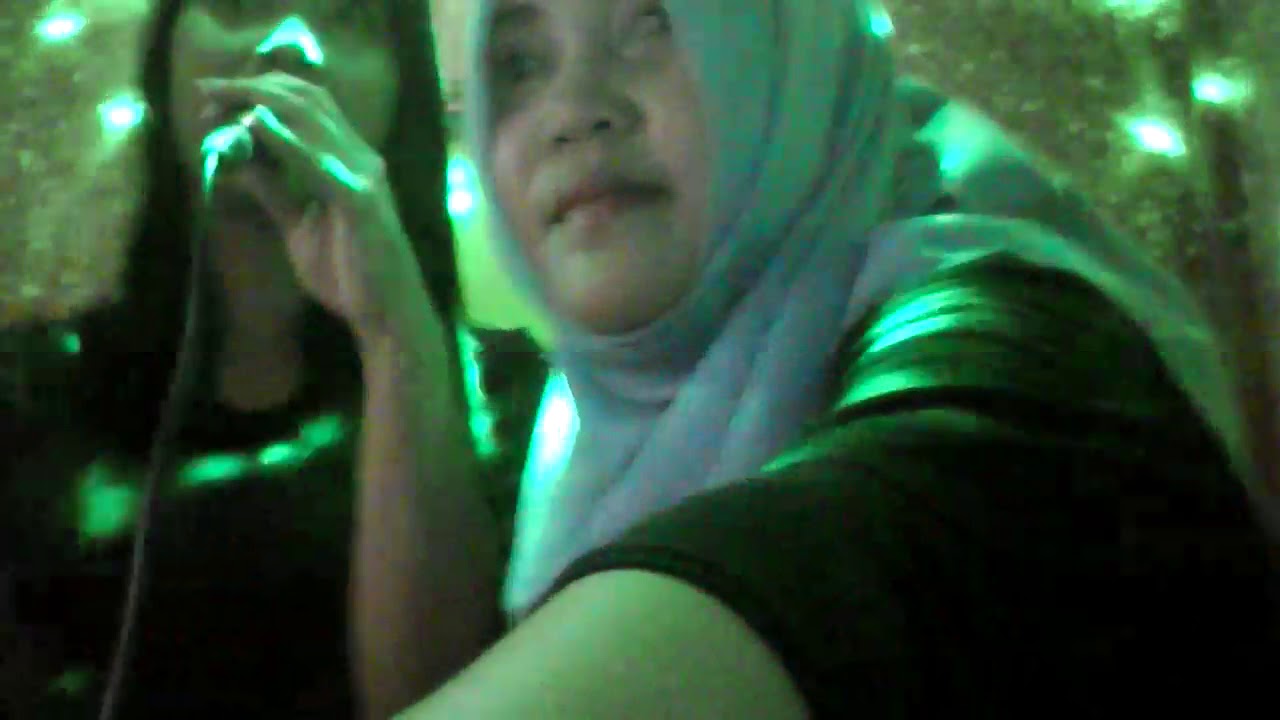 Belajar nyanyi (karaoke box) YouTube