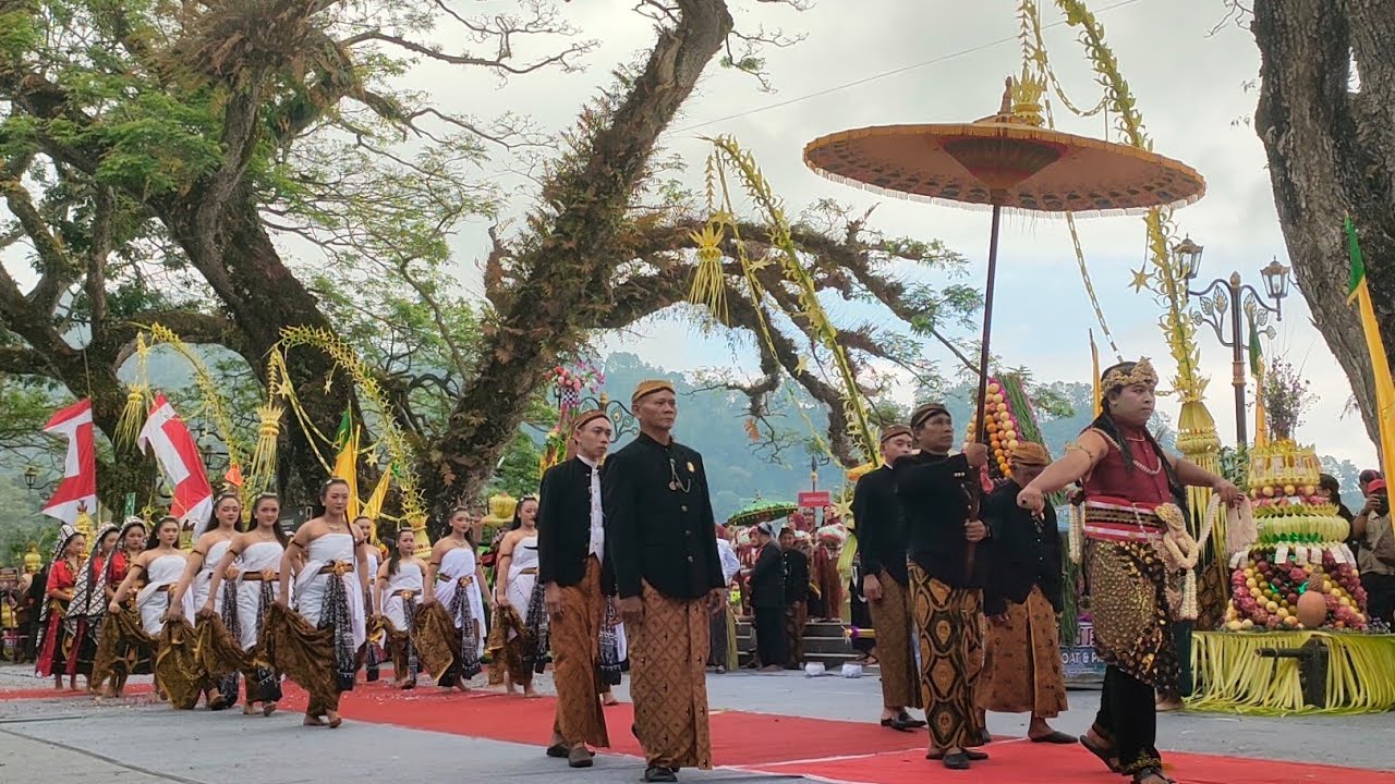 MERINDING❗MISTISNYA PROSESI SAKRAL LARUNGAN SESAJI TELAGA NGEBEL 2025 1 SURO GEGERKAN REOG PONOROGO