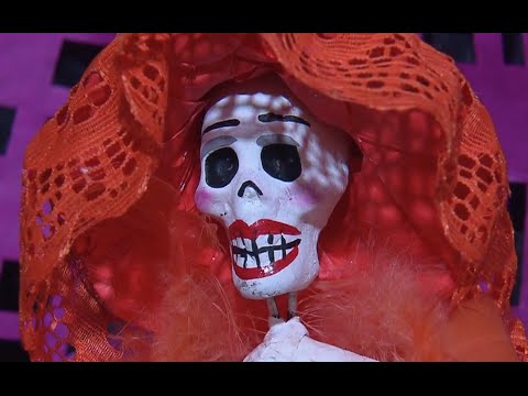 Video: Día de Muertos en Los Ángeles - Dia de los Muertos