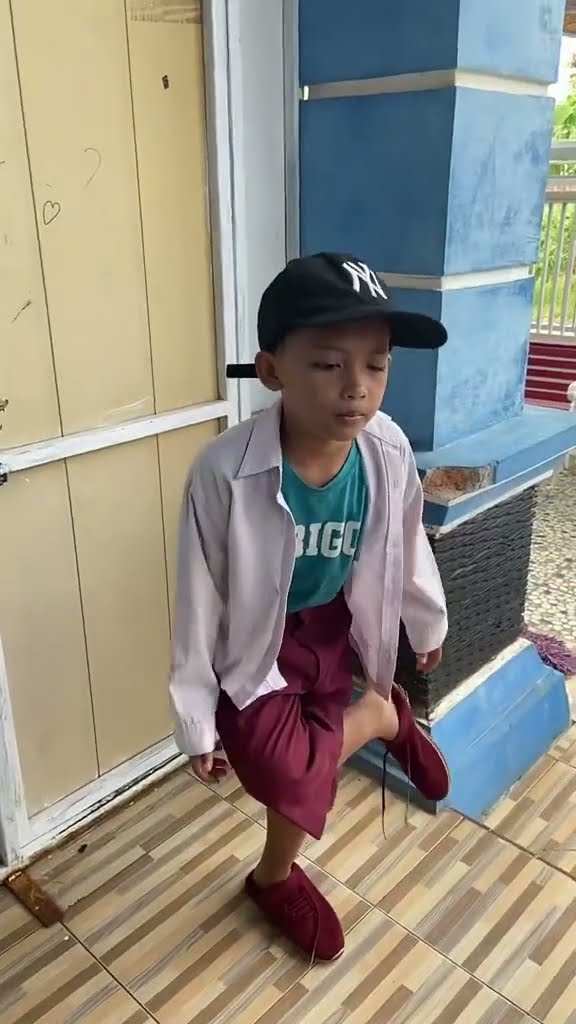 Vidio kocak dan gokil @nyaikembang1nyaikembang1 /Kania?