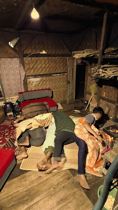 Malam Jumat Uji Nyali Tidur Di Rumah Jadul Jaman Dulu😬. #ghost #seram #horror #setan #scary #fypシ