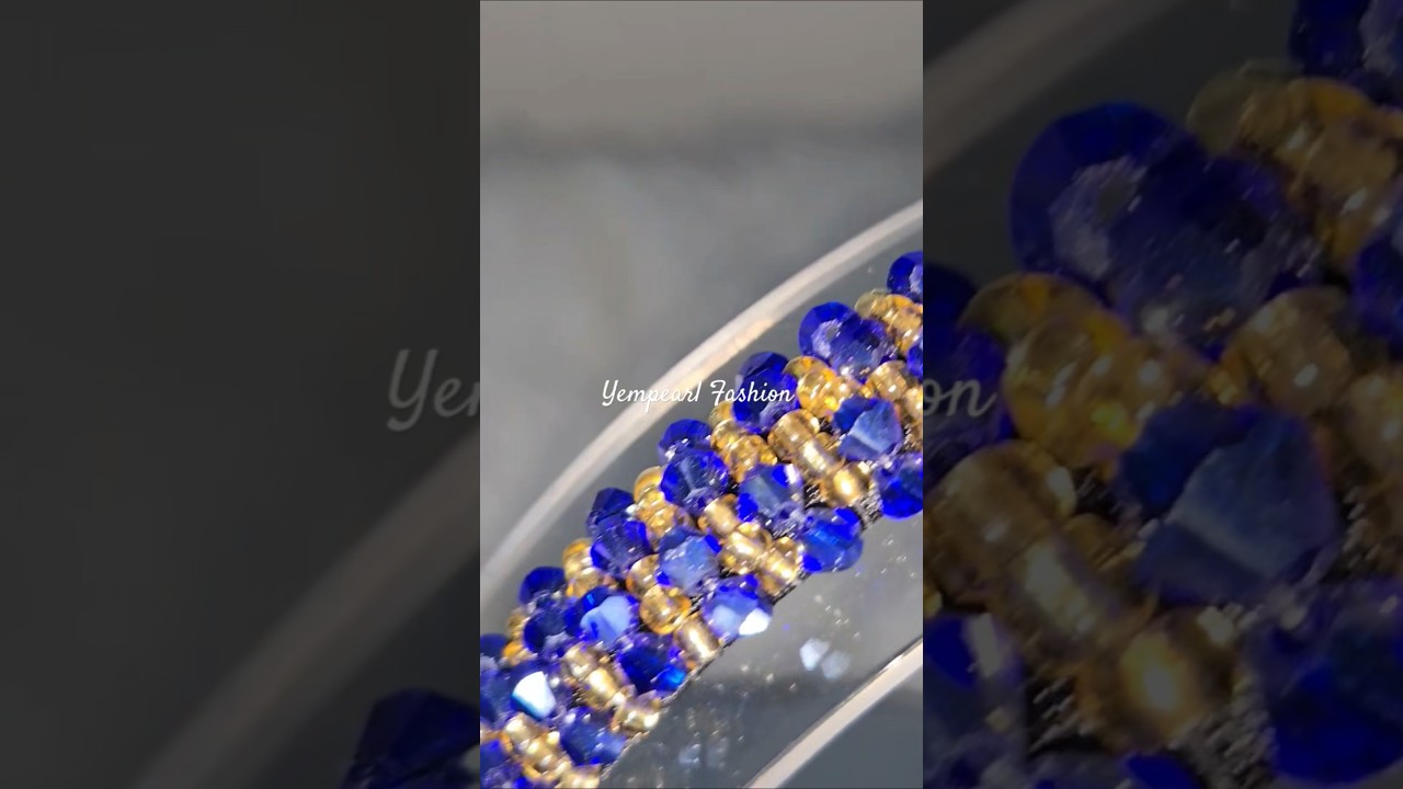 HANDCRAFTED HEADBAND 