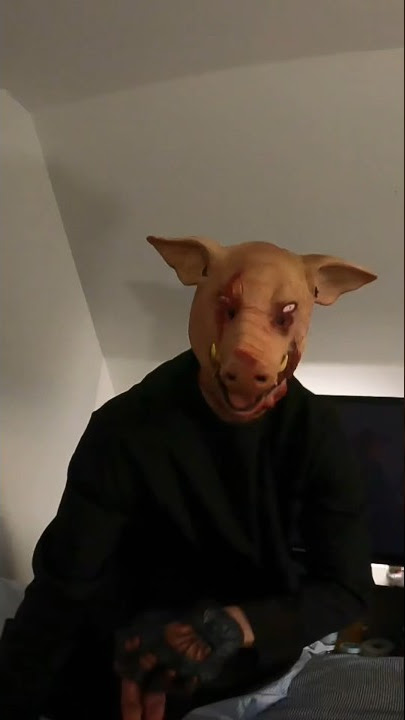 John Pork was hiding under my bed😭👀 #shorts #johnpork #psychopath #scary