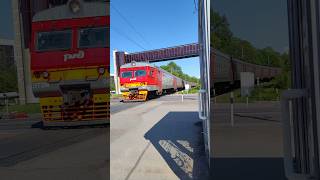 ЭТ2М - 068 прибывает на ст. Старая Деревня. #октжд #эт2м #железнаядорога #railway #yt