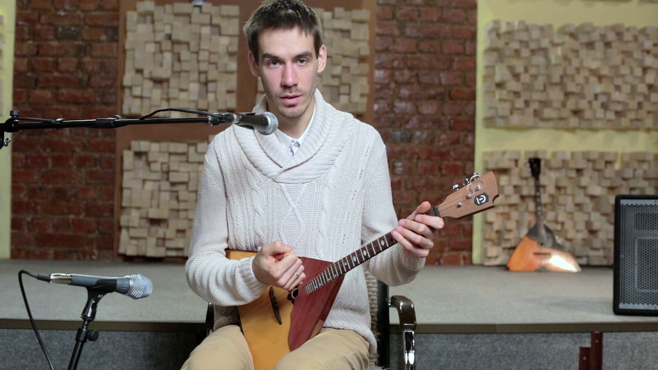 игра на балалайке. легато. ноты для балалайки. частушечный наигрыш на балалайке. строй балалайки.