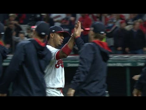 Carlos Carrasco joins Indians teammates on field for Stand Up to Cancer moment at 2019 MLB All-Star Game