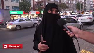 Sokak Röportajı Ile Gündeme Gelen Beyza Güvenmez İslami Camiadan Çarşafını Çıkar Diyenler Oldu