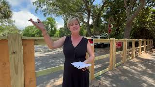 Harbourtown fence stirs up controversy in Gulf Breeze