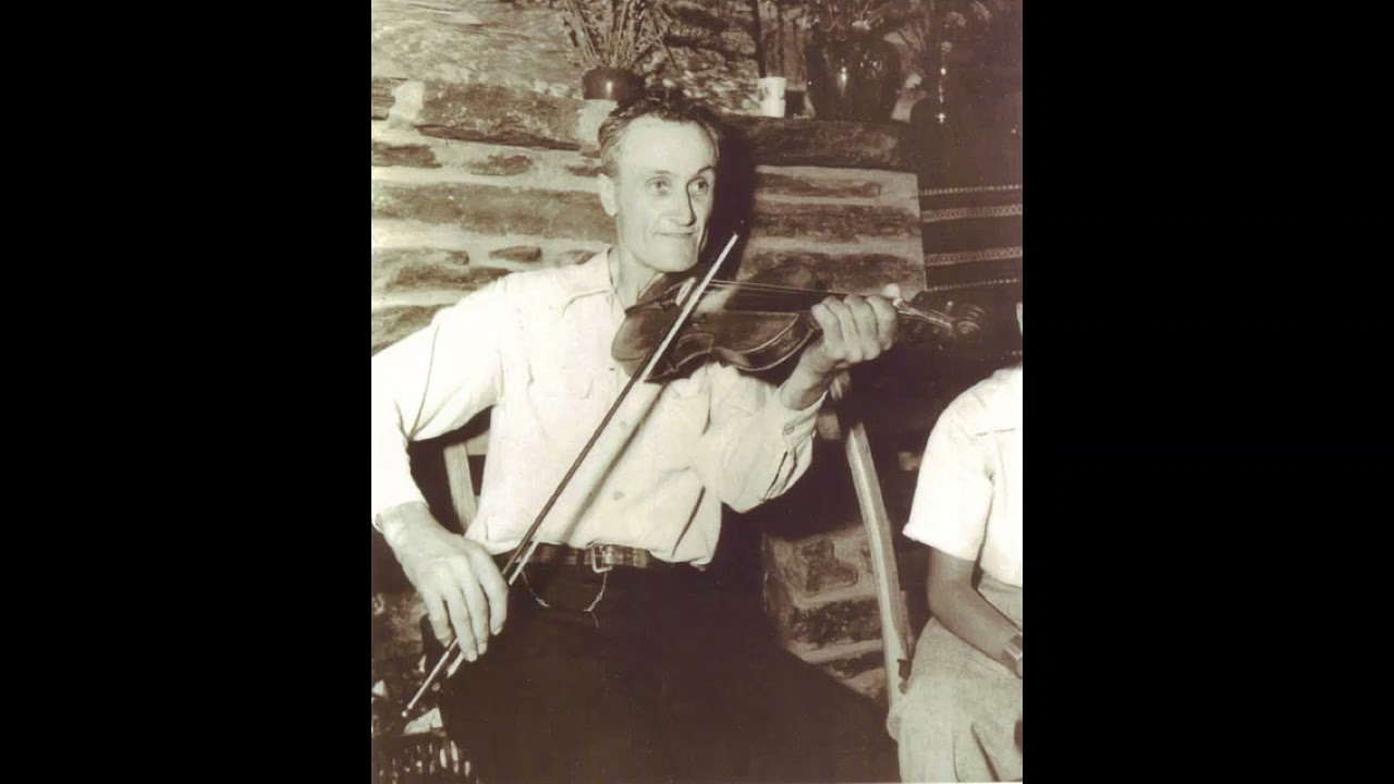 Clarence Greene plays the Minor Clog