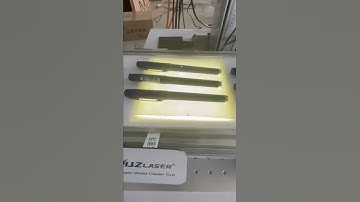 Flying uv laser marking with visual Positioning System on production line