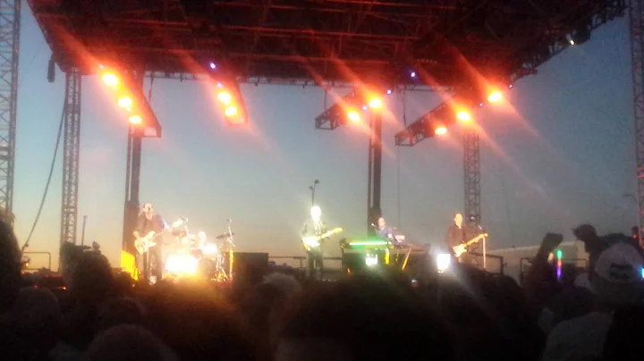 Steve Miller band concert Harlan Rodgers park Fort...