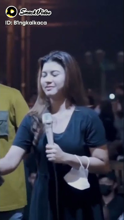 Yg lagi viral Nabila Maharani  cover  lagu sakit gigi