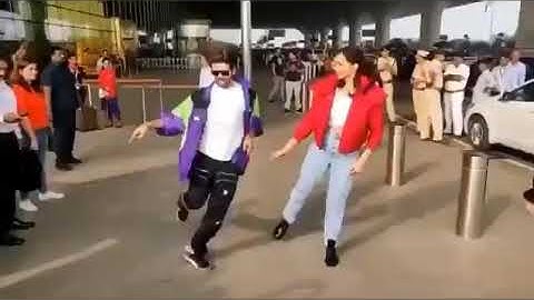 Deepika padukone and kartik Aryan dance on airport on dheeme dheeme song pati patni or wo movie