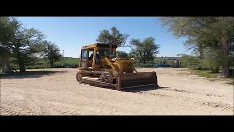 1981 Caterpillar D5B dozer for sale | no-reserve Internet auction June 30, 2016