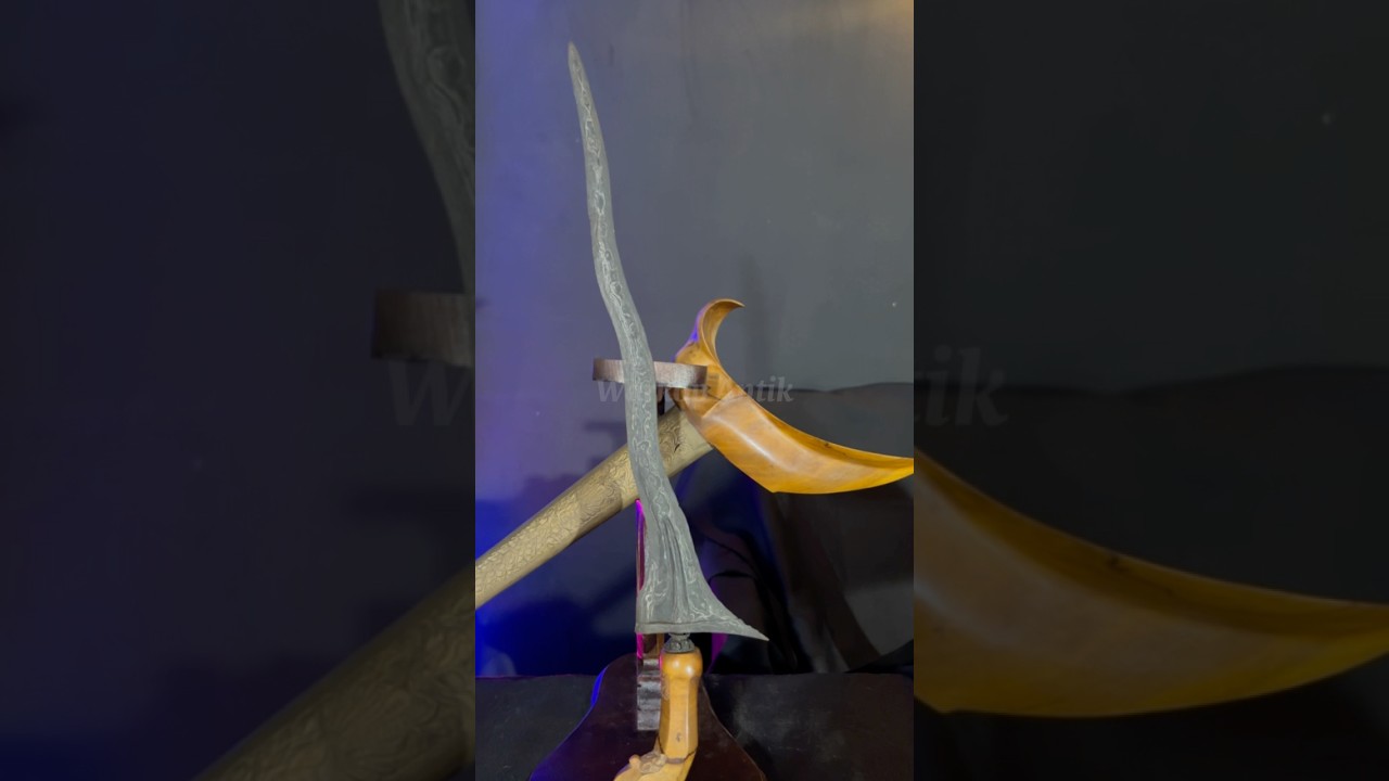 Keris Dholog: Simbol Kekuatan dalam Kesederhanaan