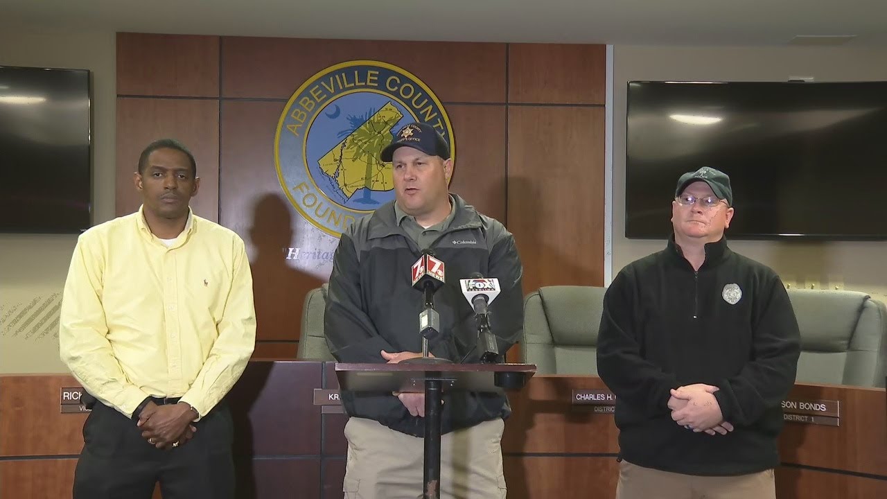 Officials 2 children safe, suspect still barricaded inside Abbeville