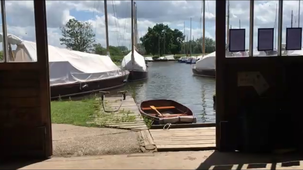 Sailing a 90 year old yacht on the Norfolk Broads - Sailing Tumbler, episode 20