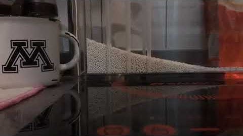 2D collapse of granular columns