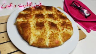 خبز الثوم و الجبن - صلصة الثوم،??? فطائر الجبنة _خبز محشو بالجبنه المتزريلا