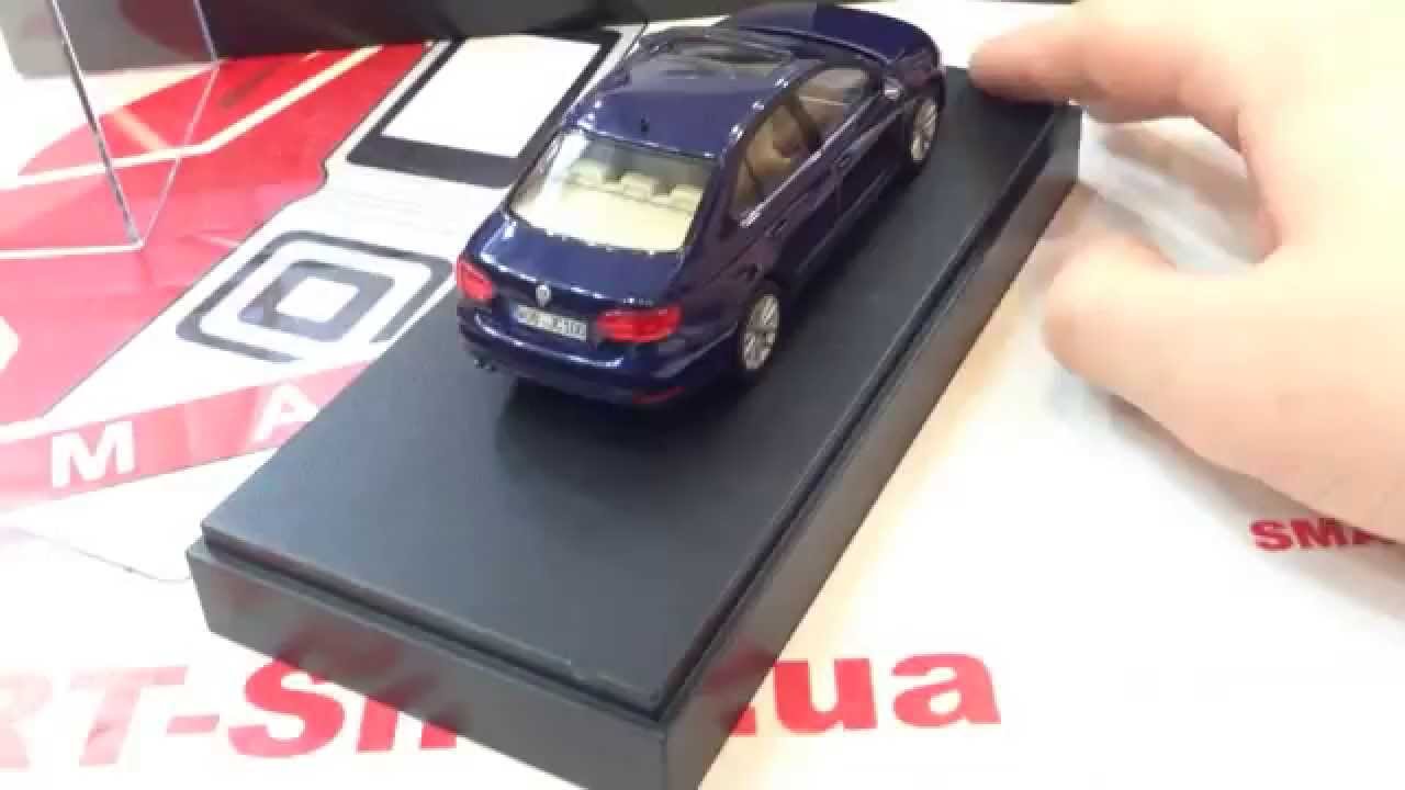 Модель автомобиля Volkswagen Jetta Blue, Scale 