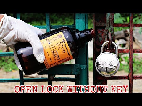 क्या हम तेजाब (Nitric Acid) से ताले को खोल सकते हैं - How to open a lock without a key