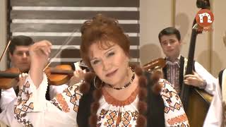 Zinaida Julea, Frații Advahov – E sărbătoare și răsună muzica