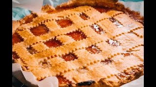 How To MAKE A PERFECT FLAKY PIE CRUST BUTTERY AND CRISP
