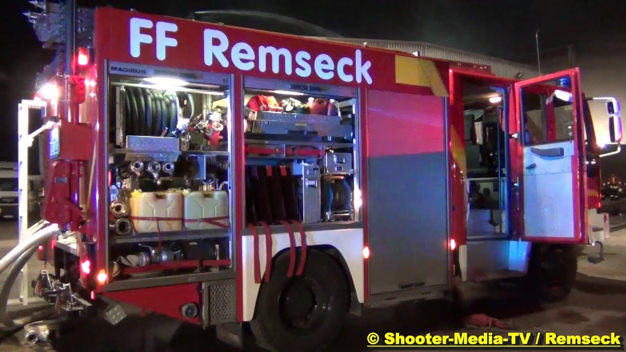 [E] Großbrand bei Recyclingfirma | VOLLALARM FEUERWEHR REMSECK | [Viele Einsatzkräfte vor Ort]