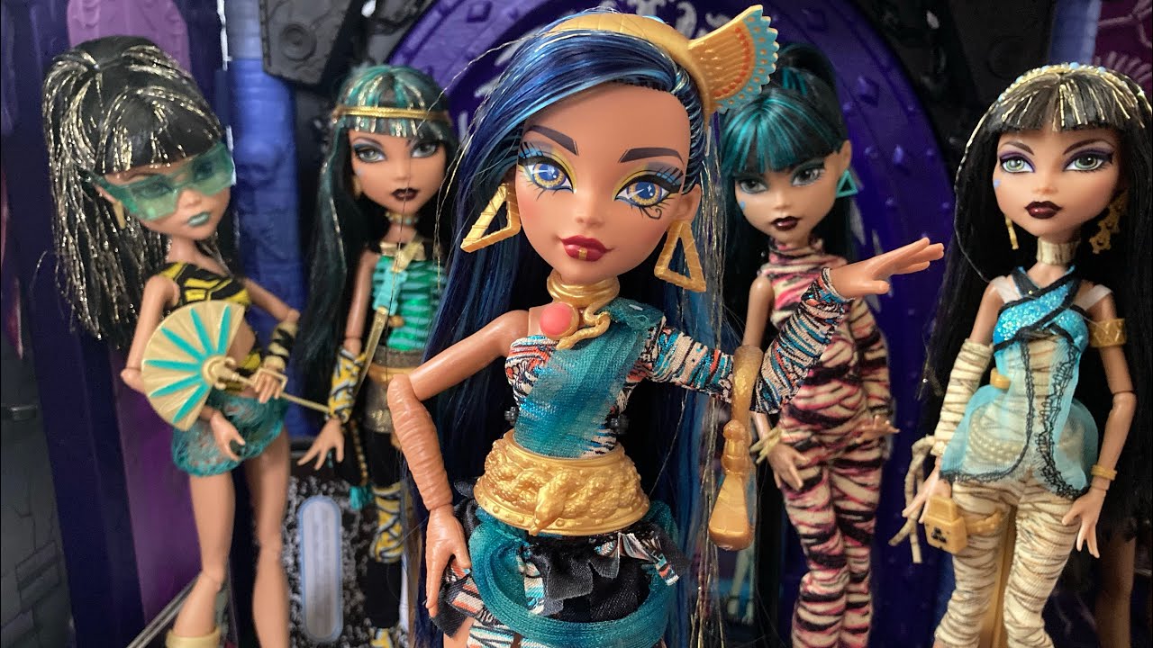 Monster High Doll - Cleo de Nile - Grey with Blue Hair - wide 4